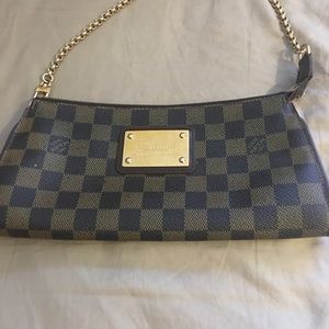 Louis Vuitton Eva clutch!